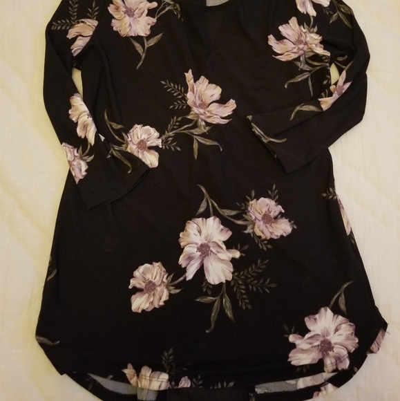 Dynamite Med Blk+Floral Blouse Zipper - Picture 4 of 4